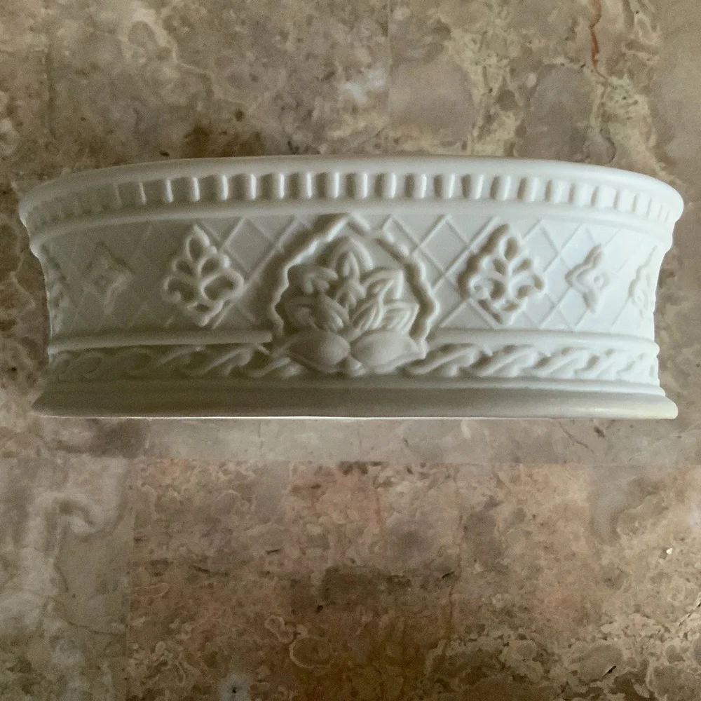New French Milled Soaps With Avon Ceramic Soap Dish